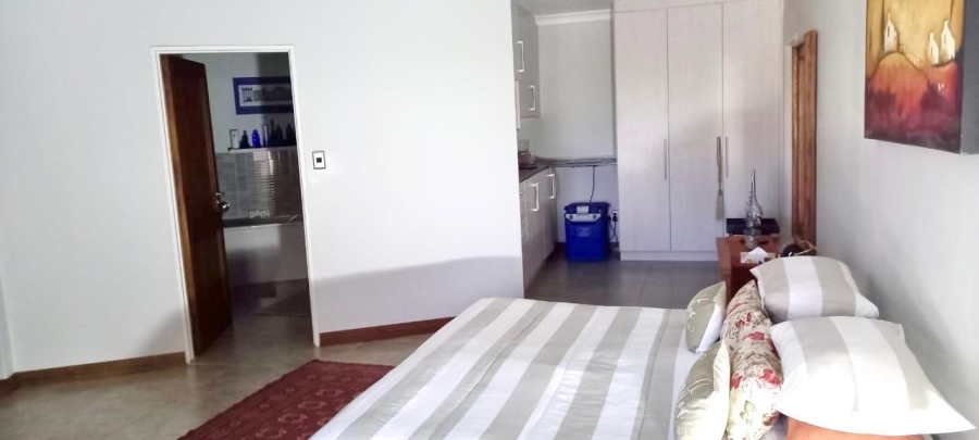 4 Bedroom Property for Sale in Jeffreys Bay Central Eastern Cape